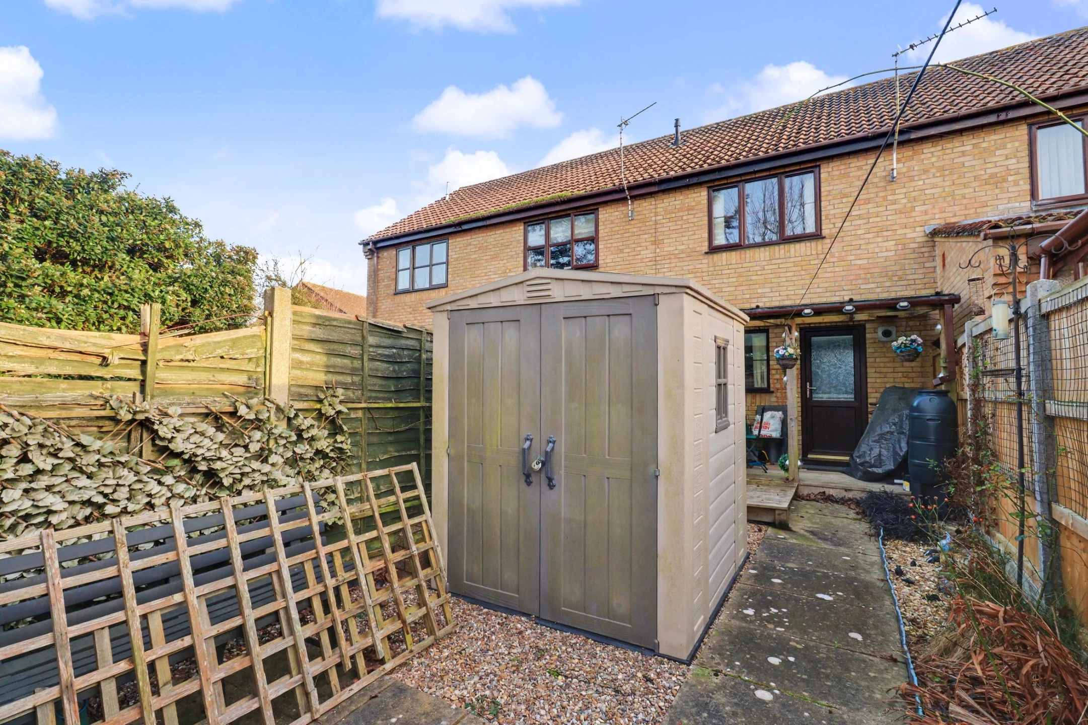 Property enquiry form background image