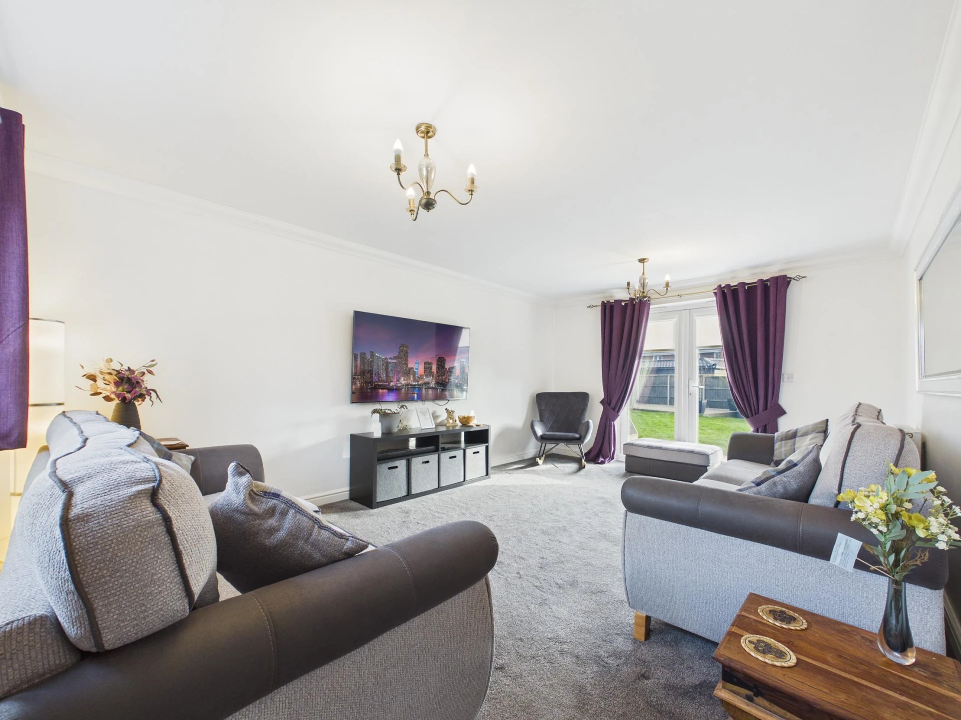 Property enquiry form background image