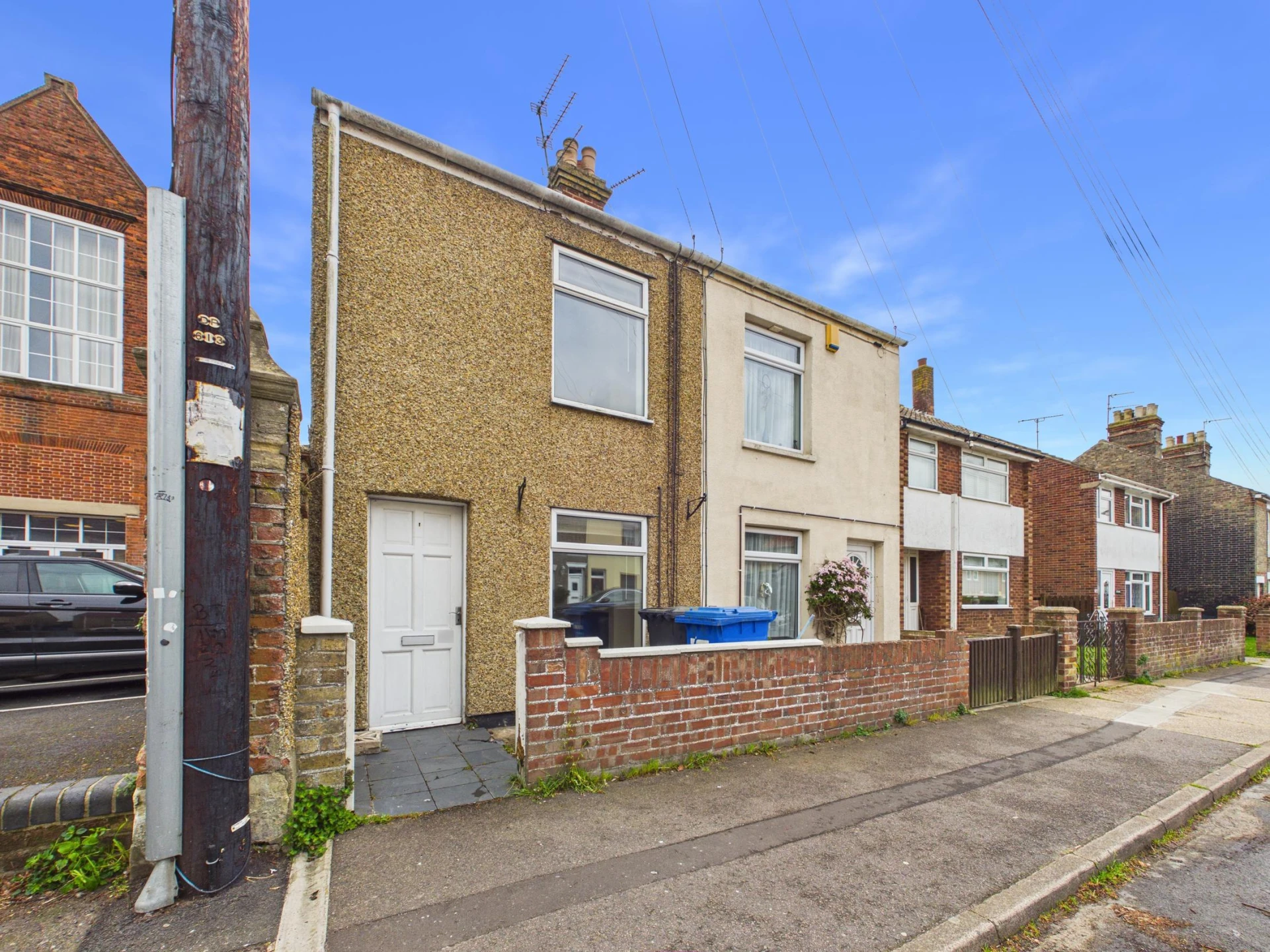 Property enquiry form background image