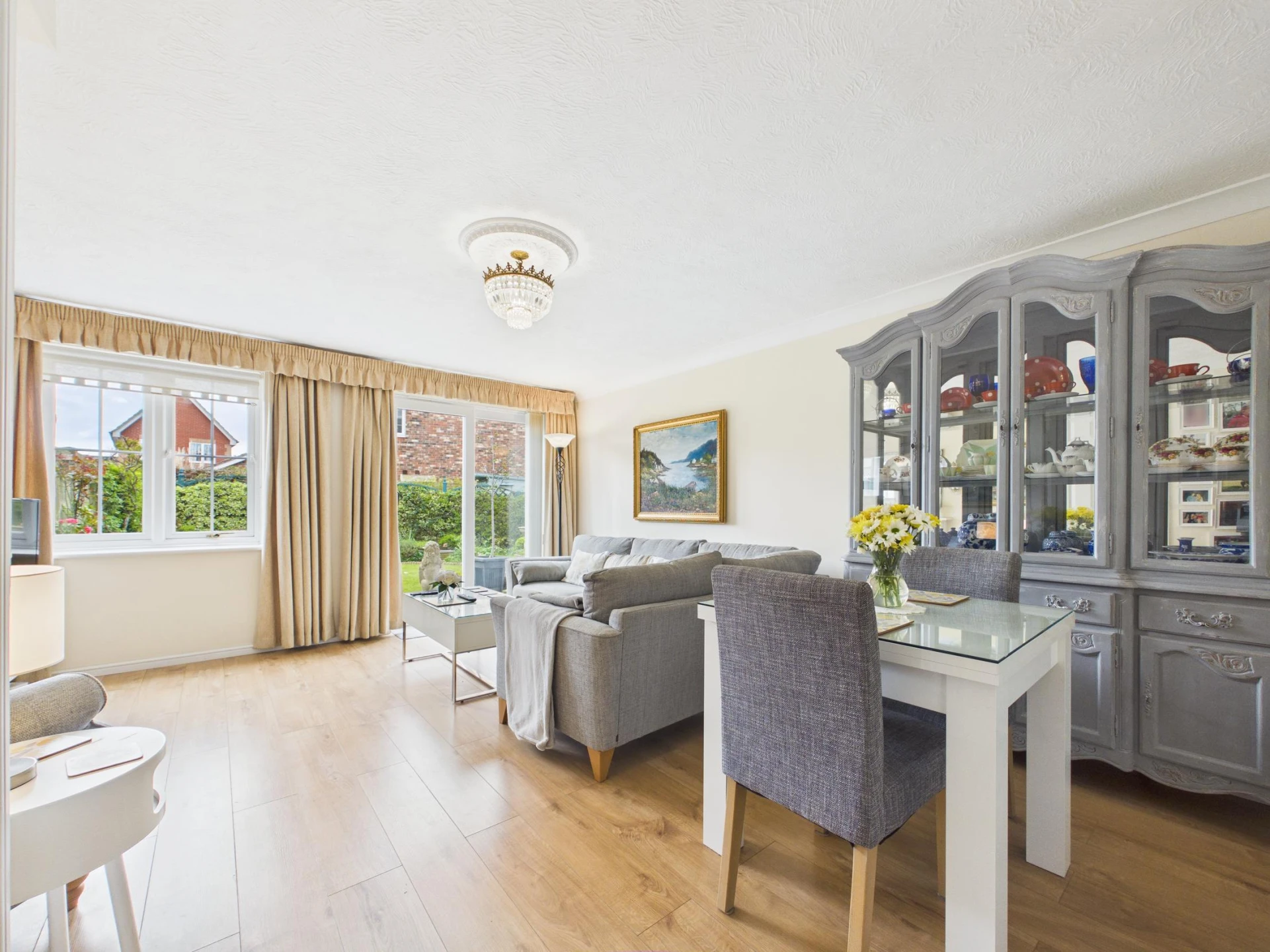 Property enquiry form background image