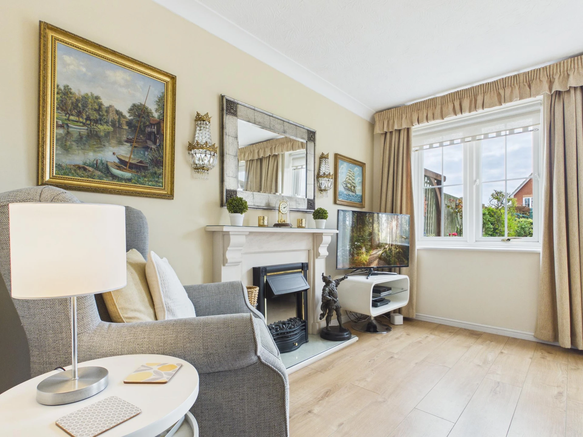 Property enquiry form background image