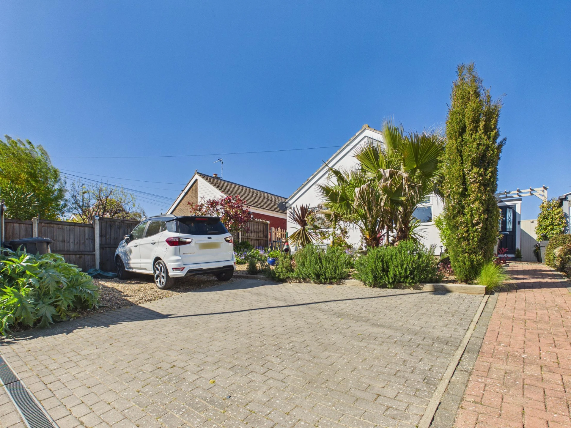 Property enquiry form background image