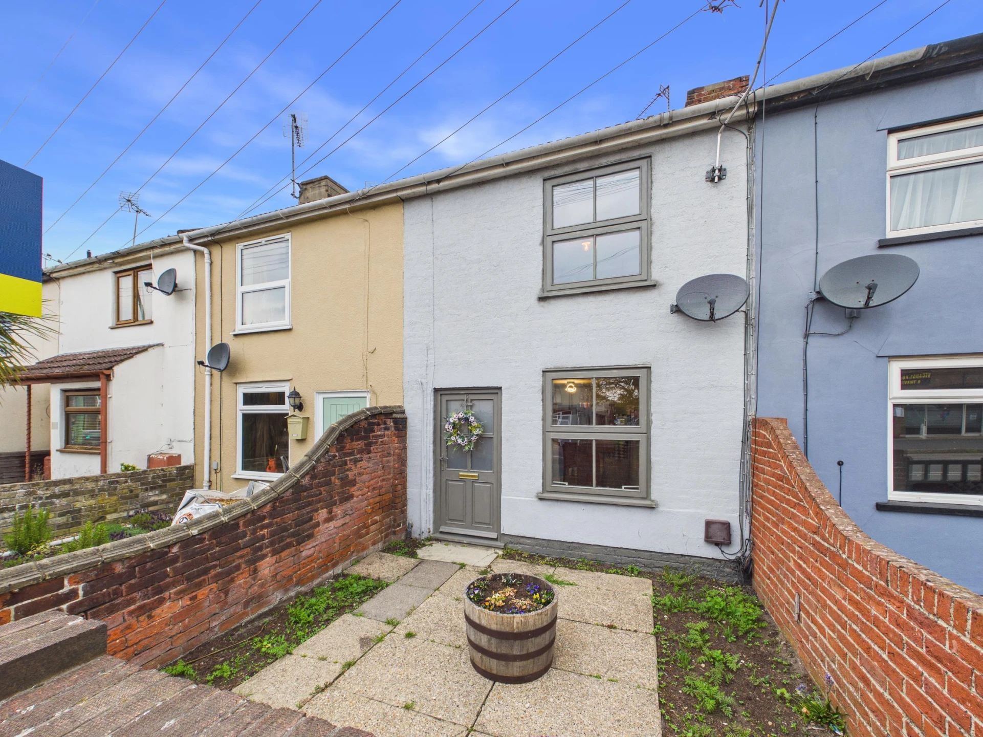 Property enquiry form background image