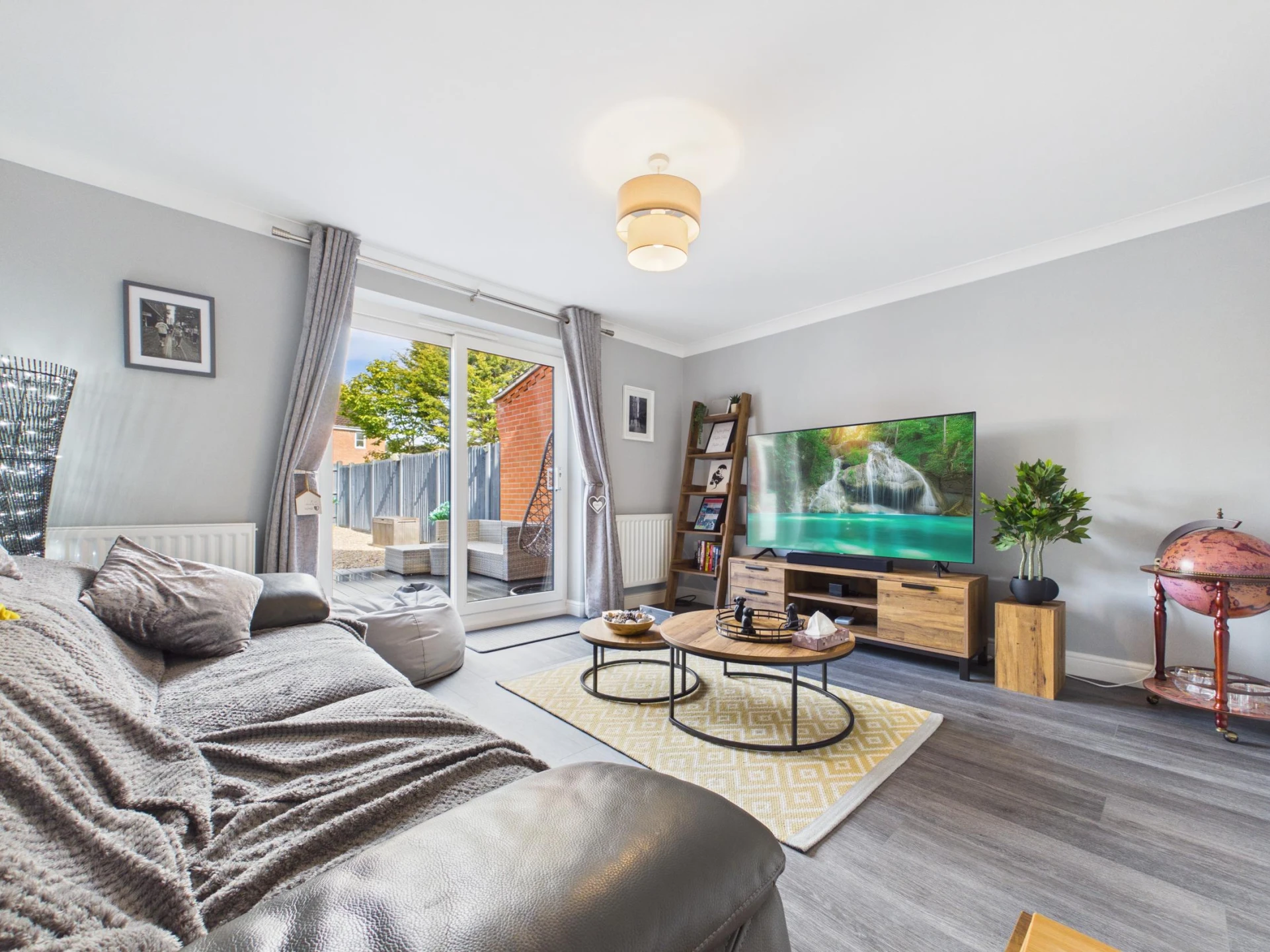 Property enquiry form background image