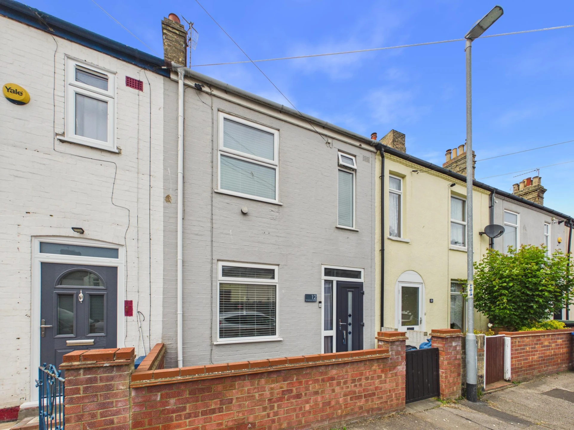 Property enquiry form background image