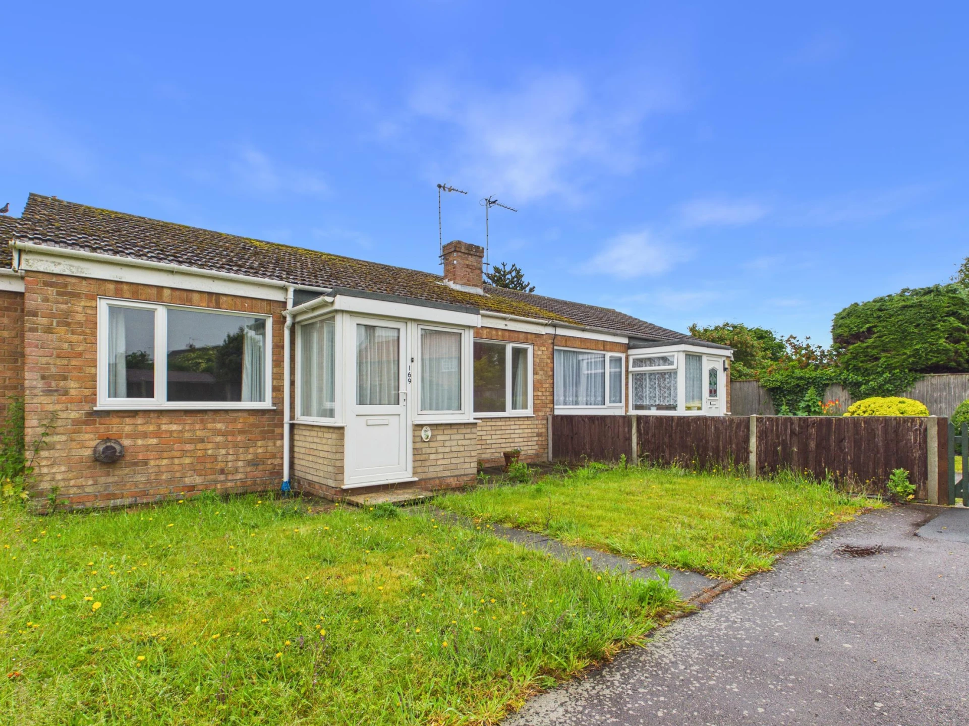 Property enquiry form background image
