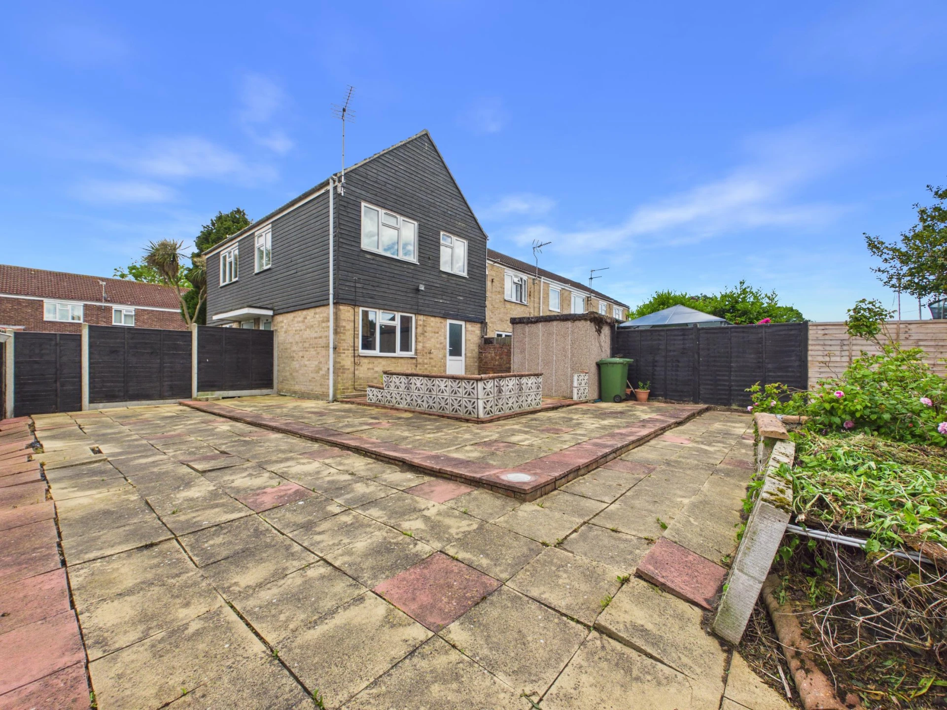 Property enquiry form background image