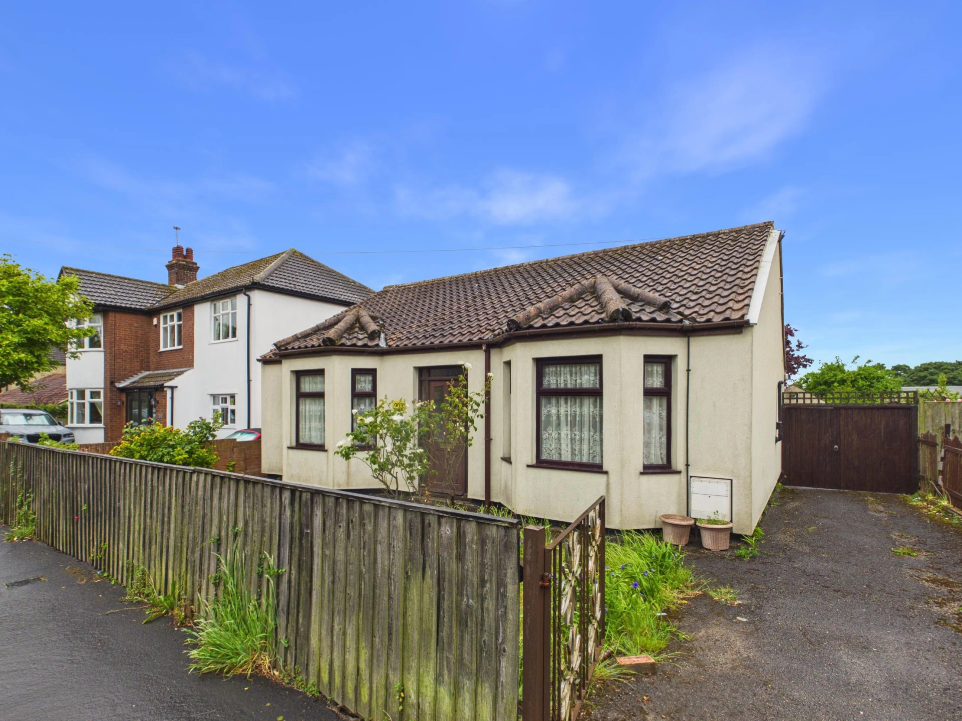 Property enquiry form background image