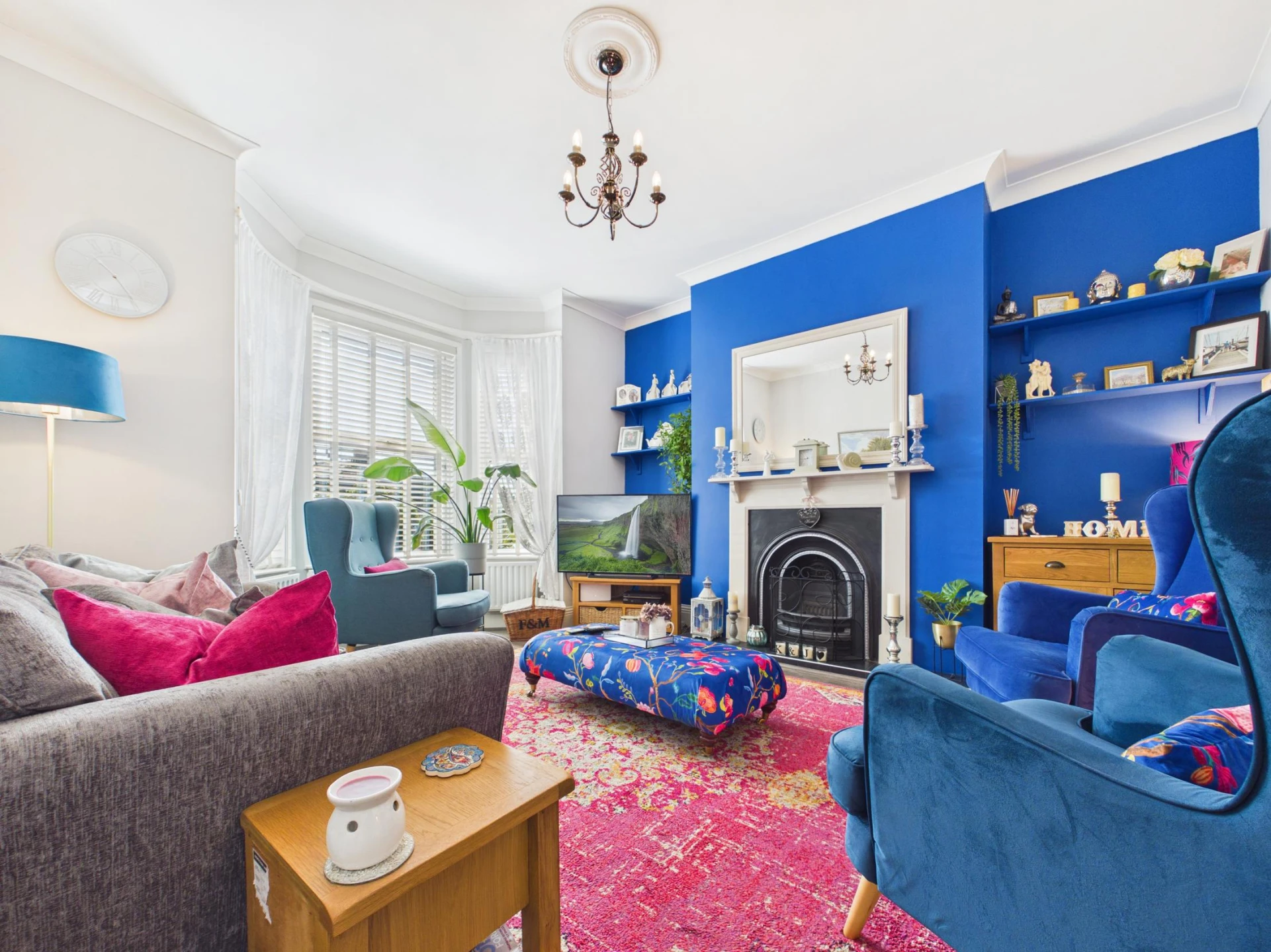 Property enquiry form background image