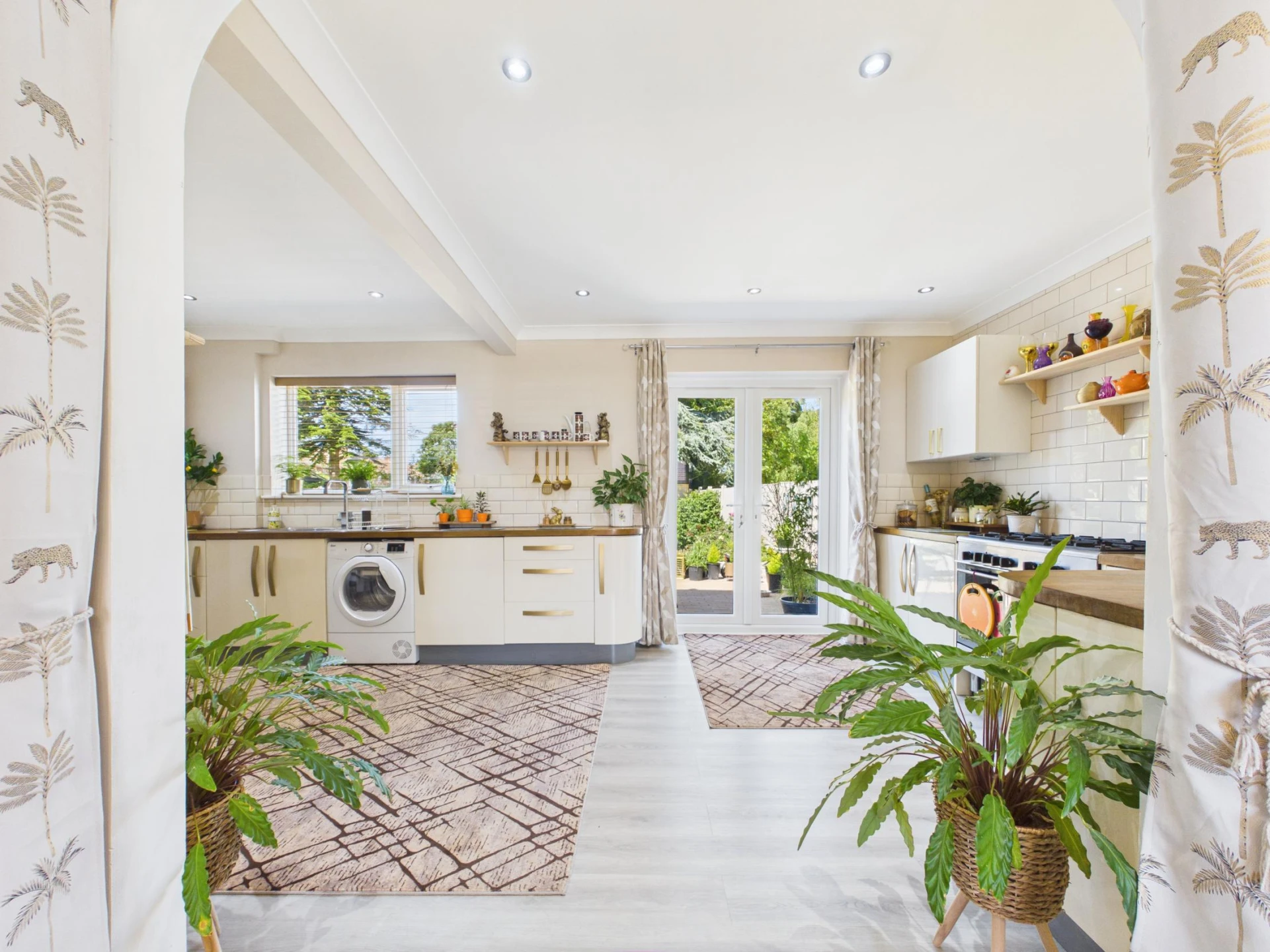 Property enquiry form background image