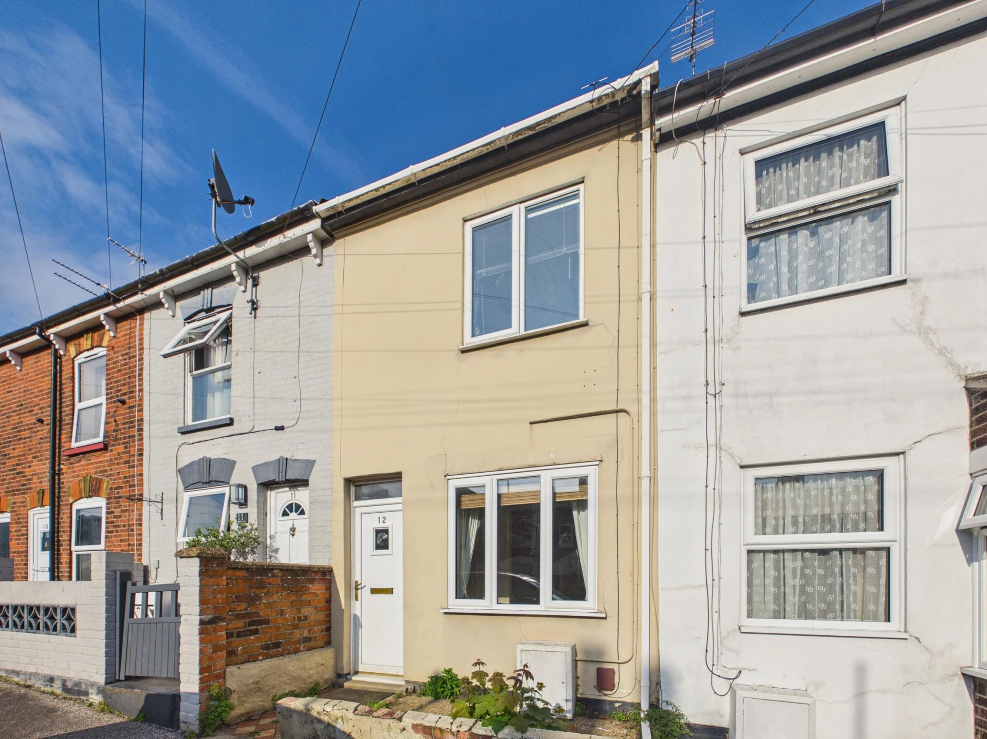 Property enquiry form background image