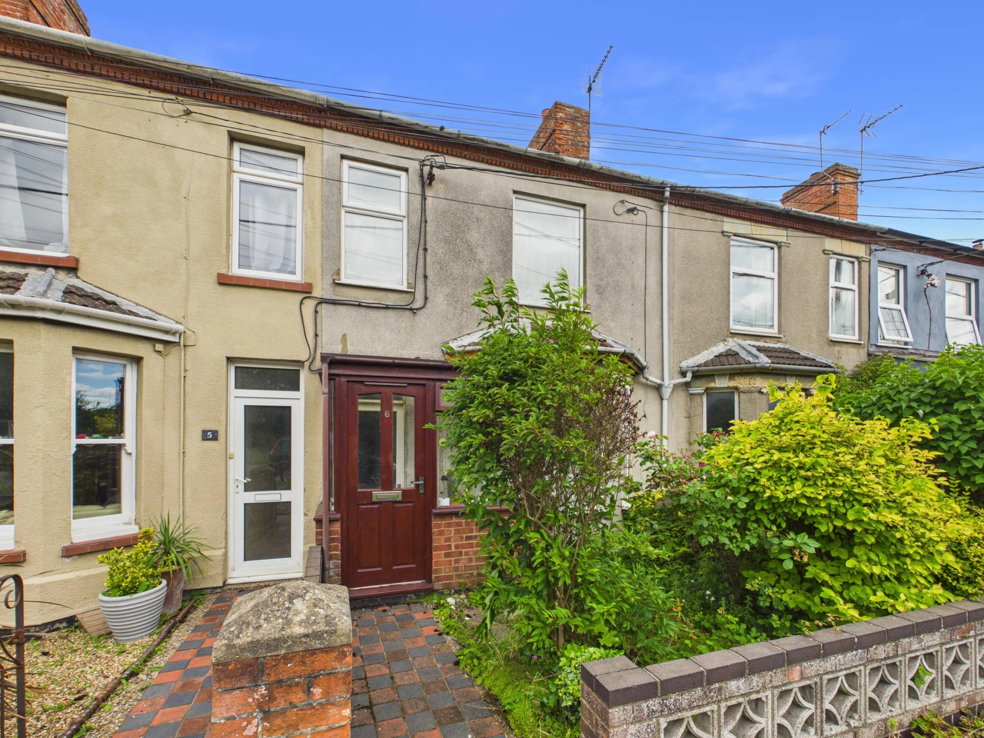 Property enquiry form background image