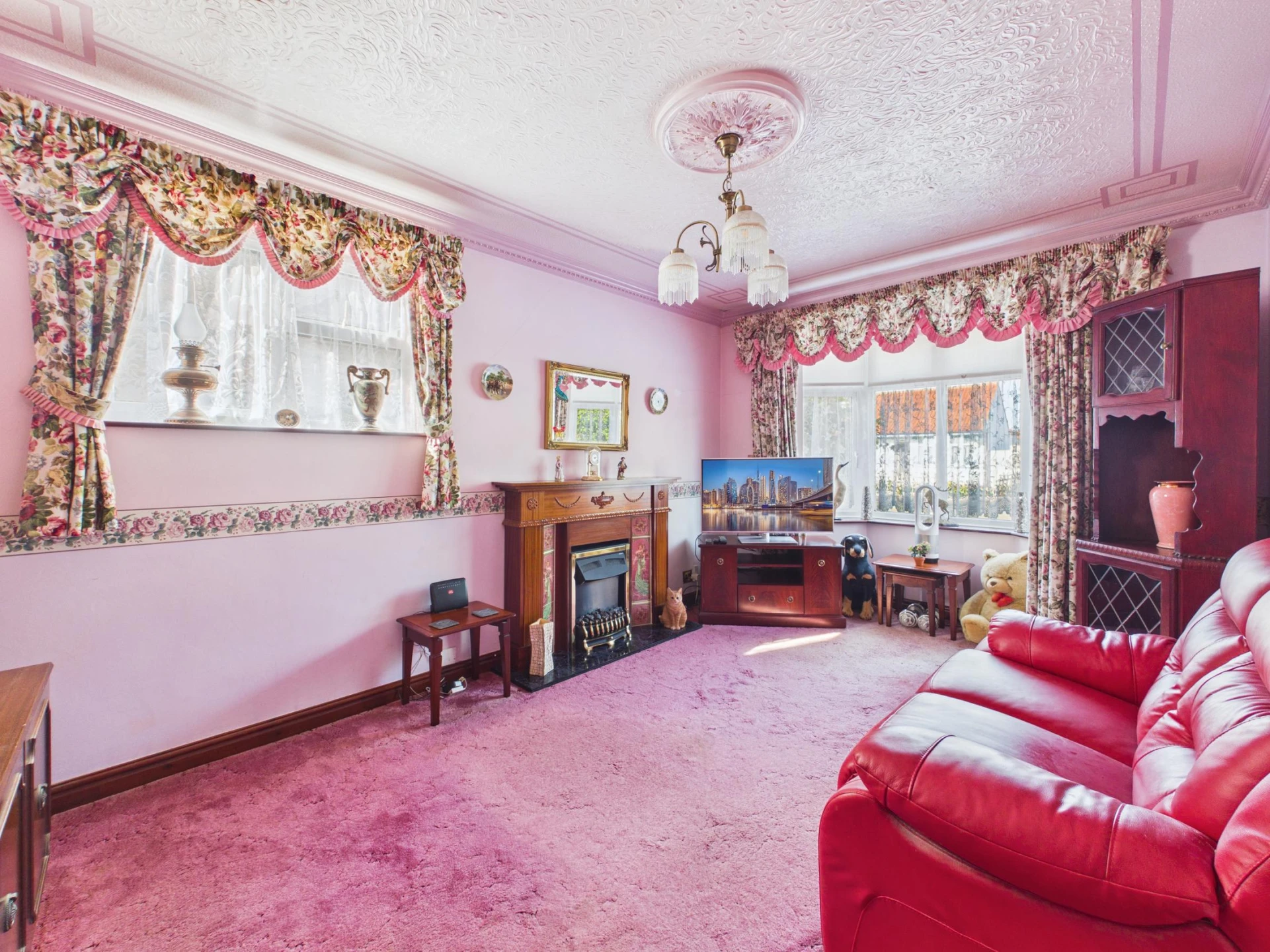 Property enquiry form background image