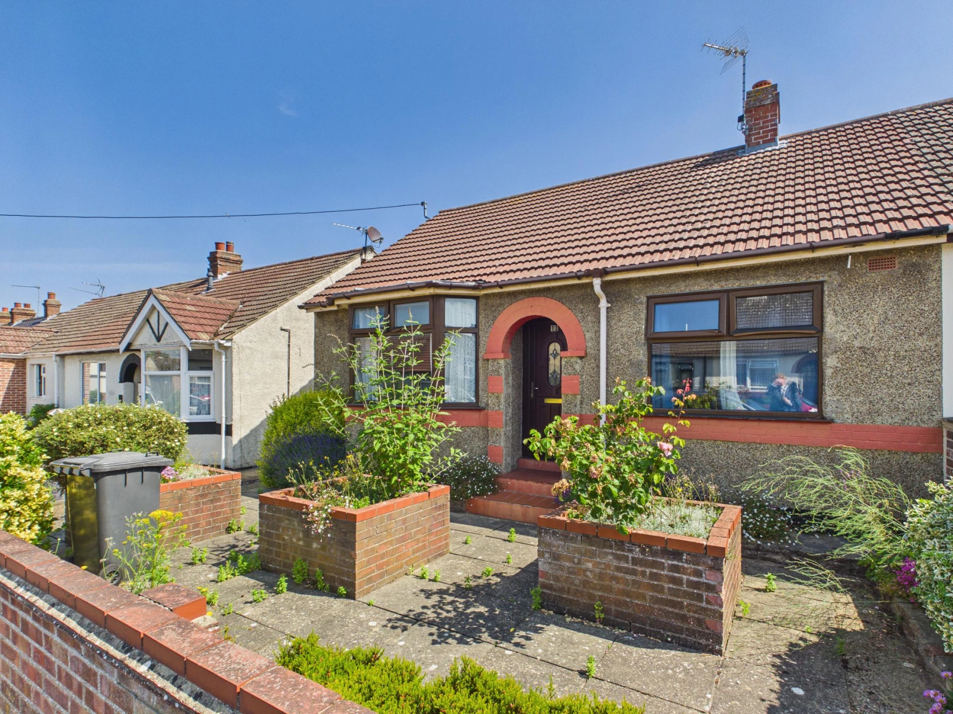 Property enquiry form background image