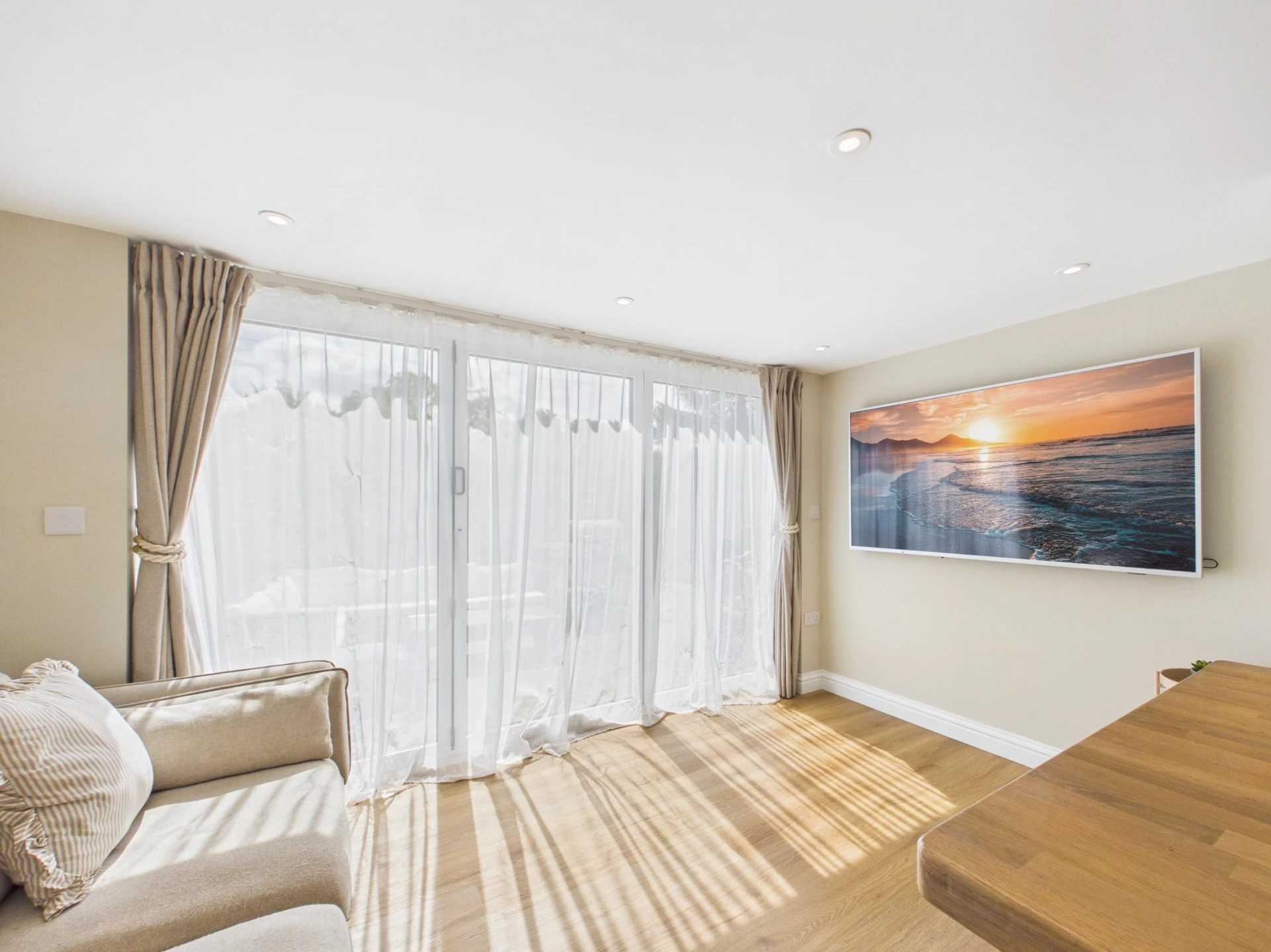 Property enquiry form background image