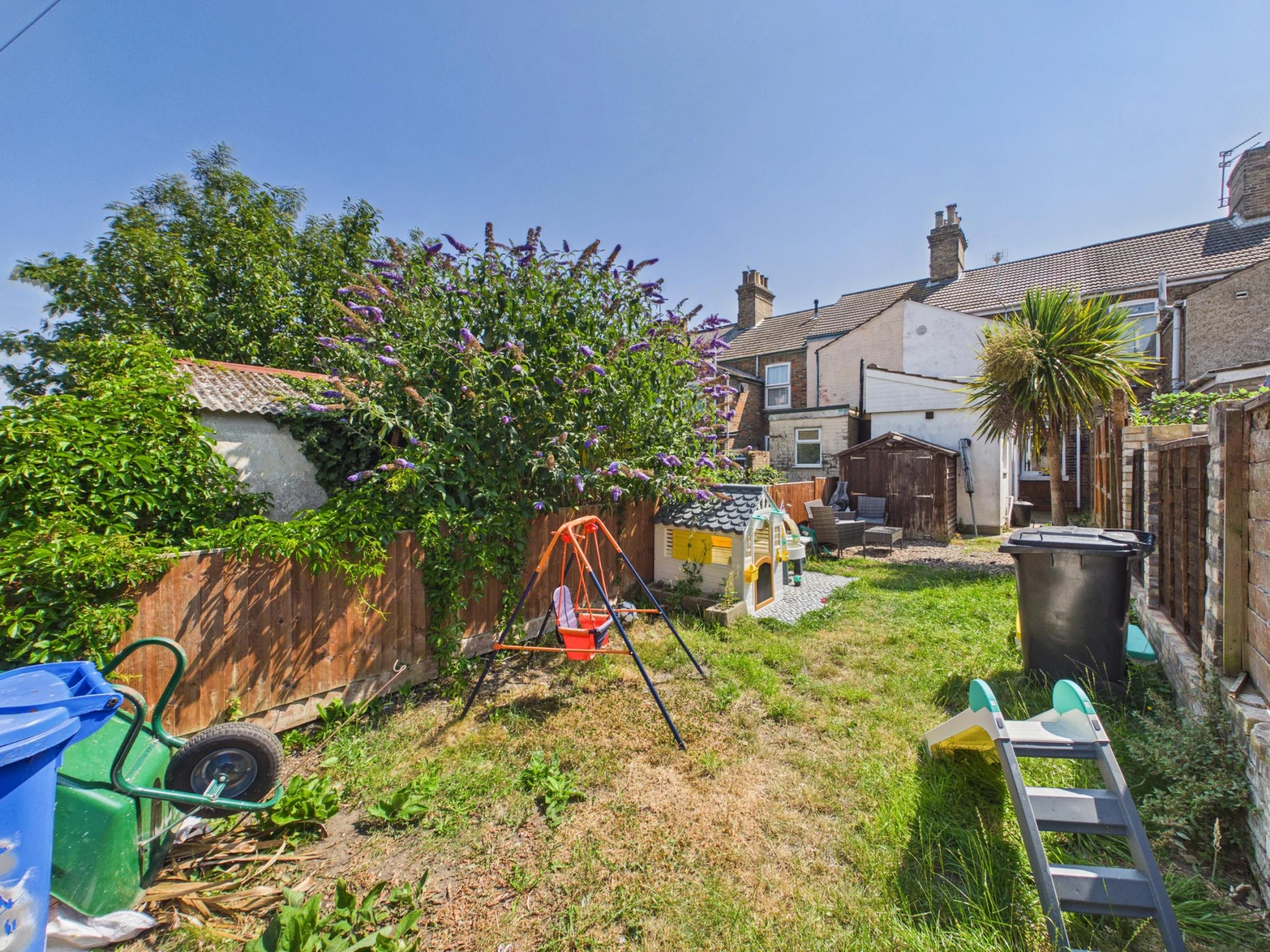 Property enquiry form background image