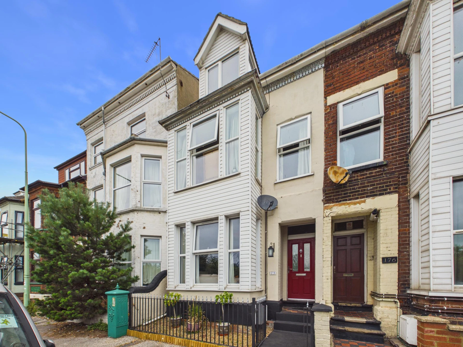 Property enquiry form background image