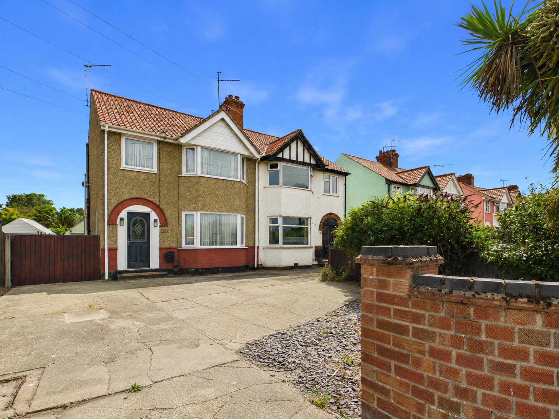 Property enquiry form background image