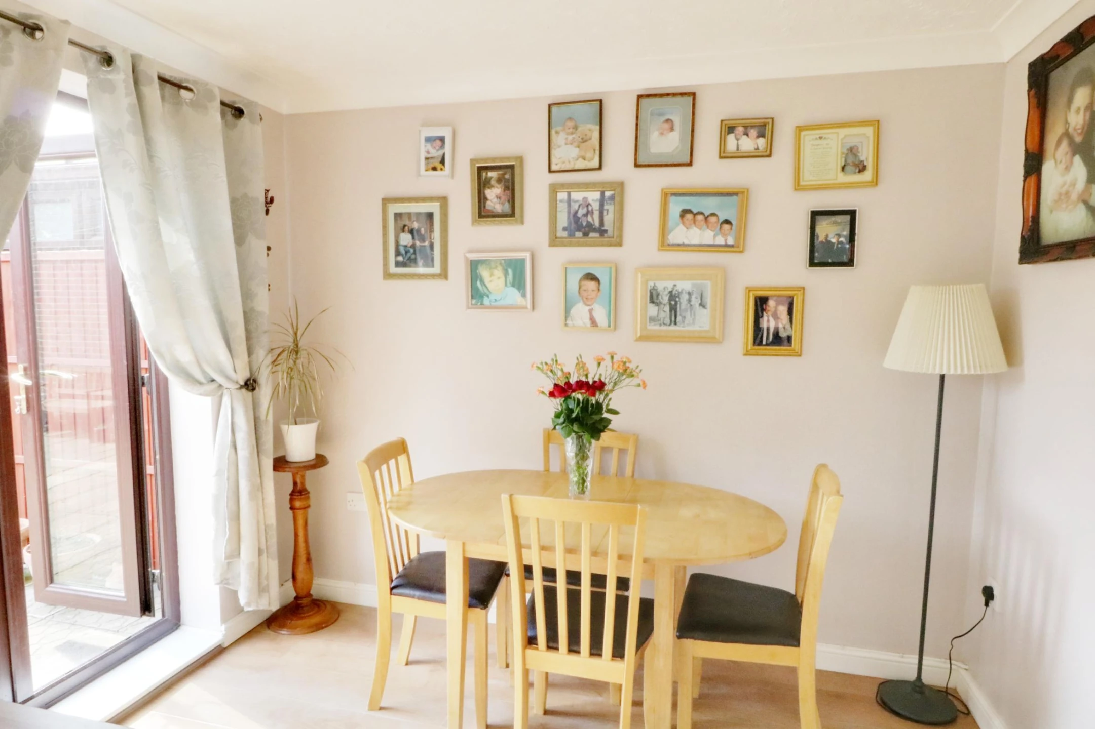 Property enquiry form background image