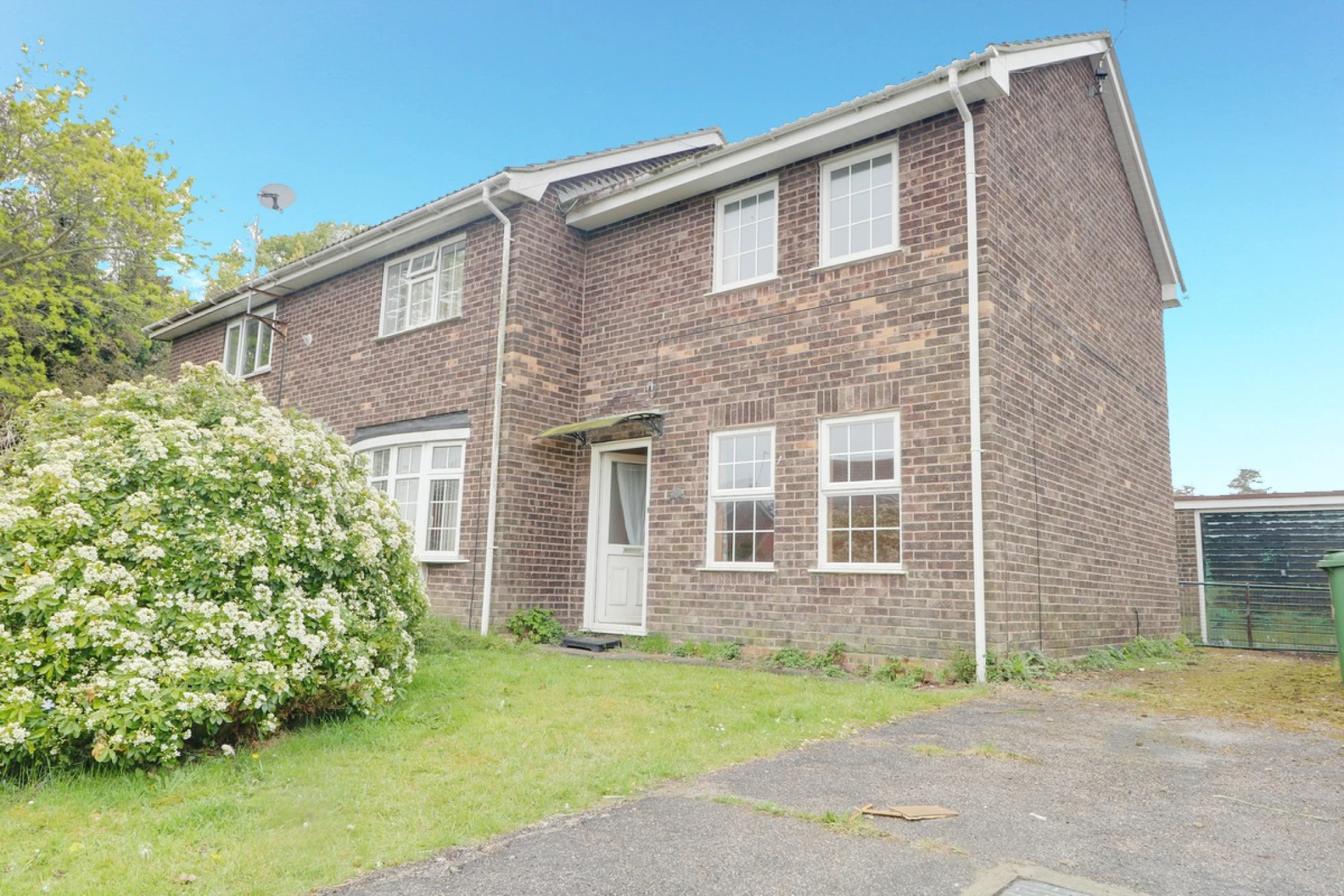 Property enquiry form background image