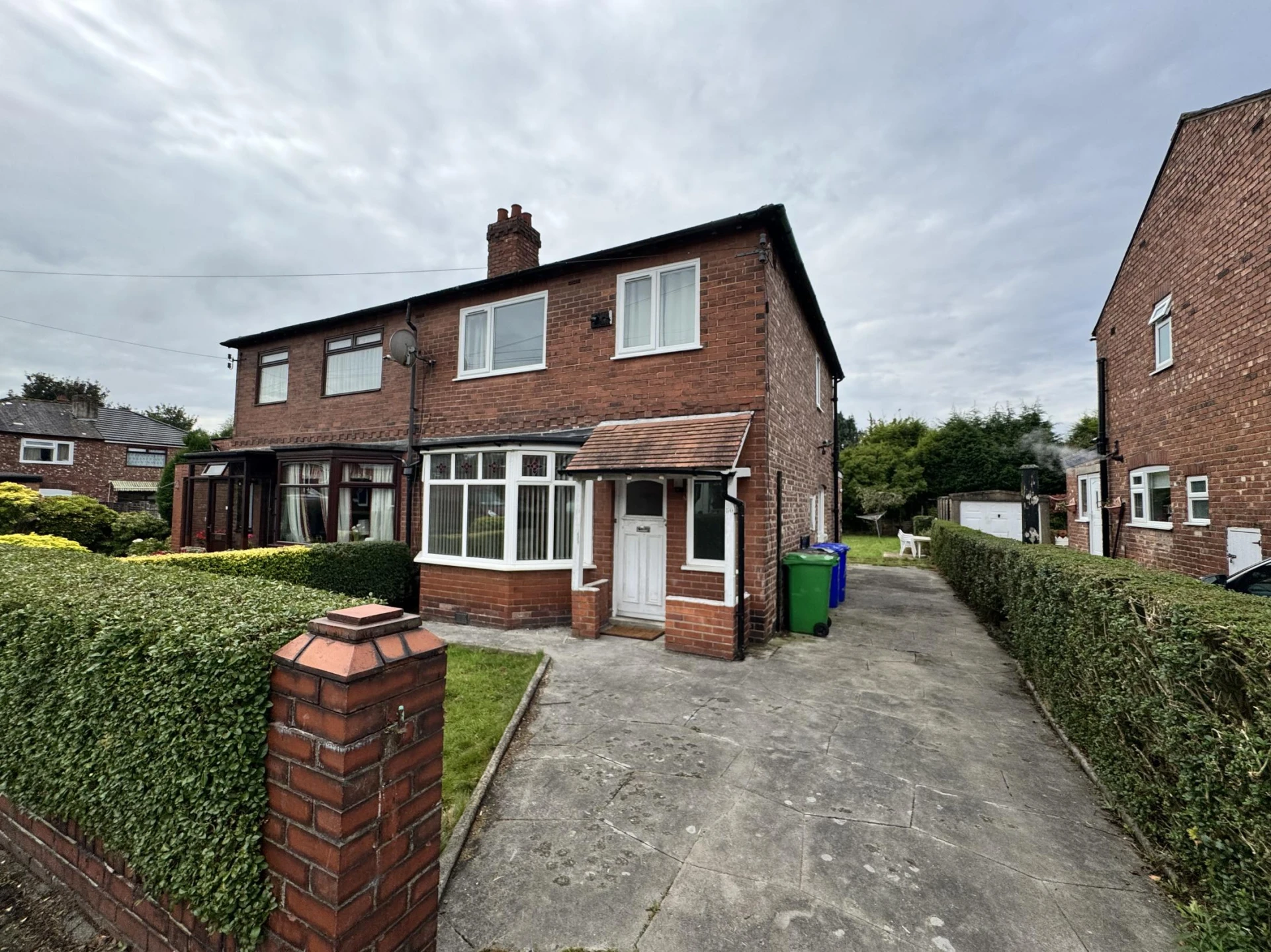 Property enquiry form background image