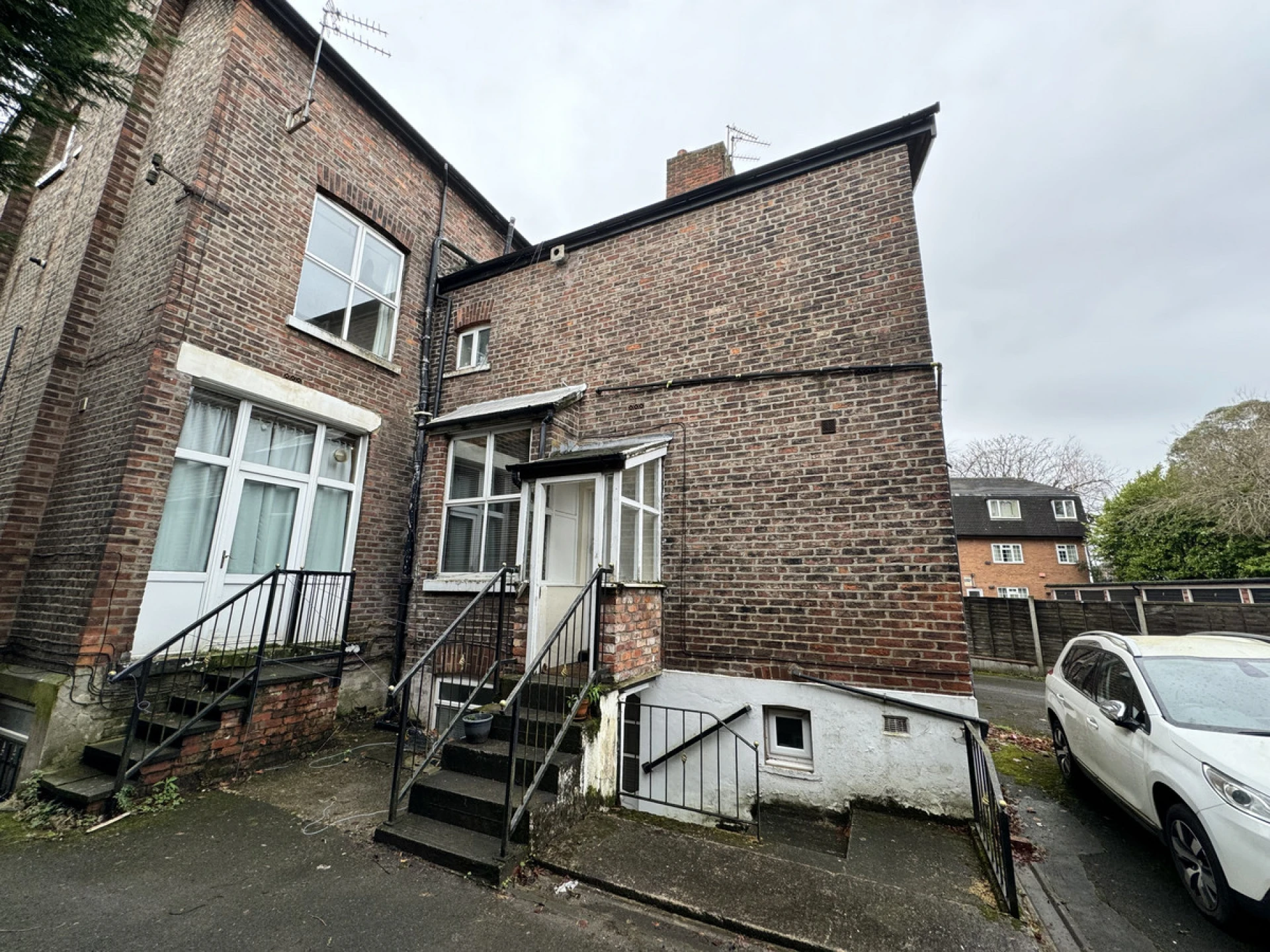 Property enquiry form background image