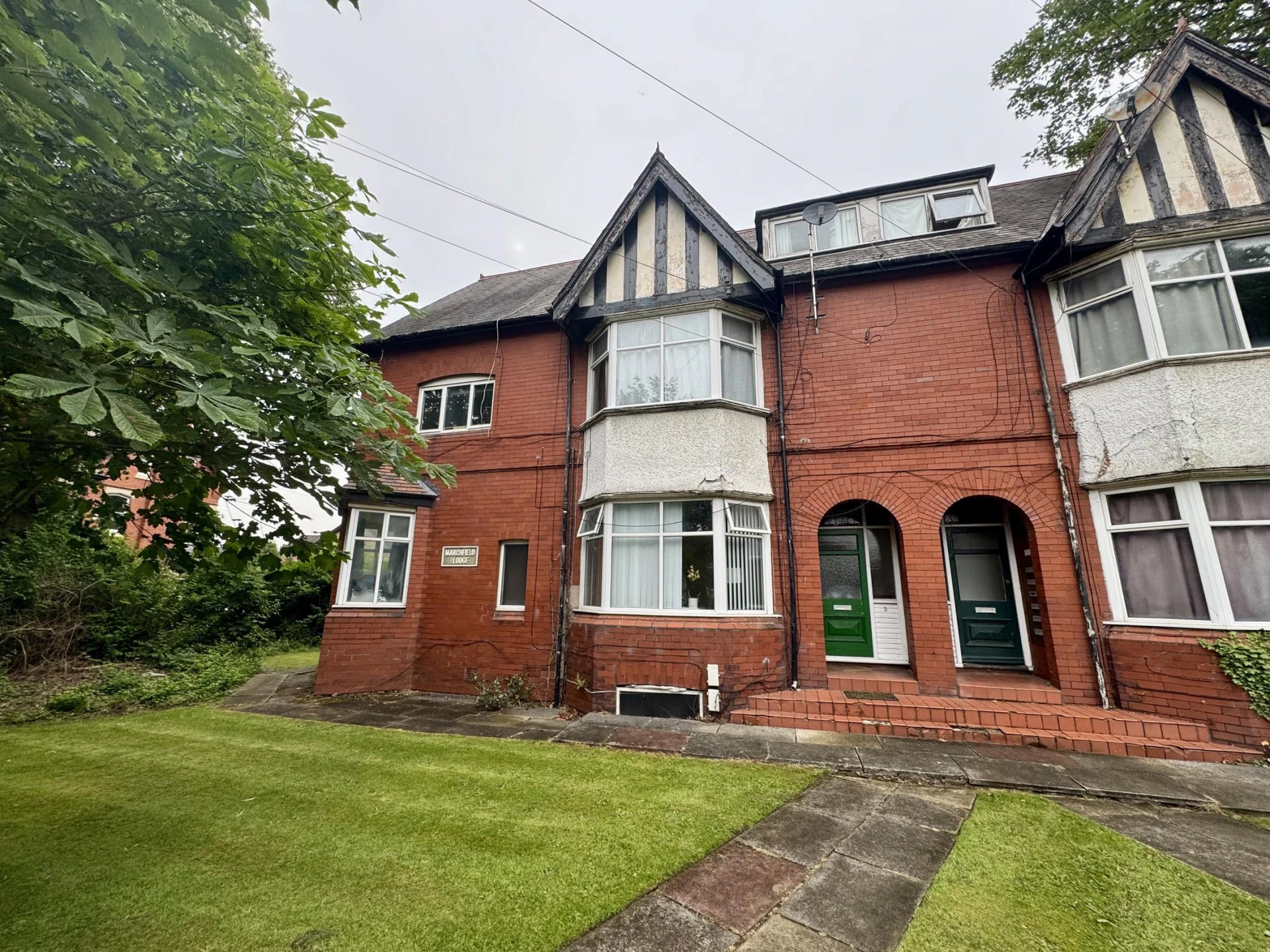Property enquiry form background image
