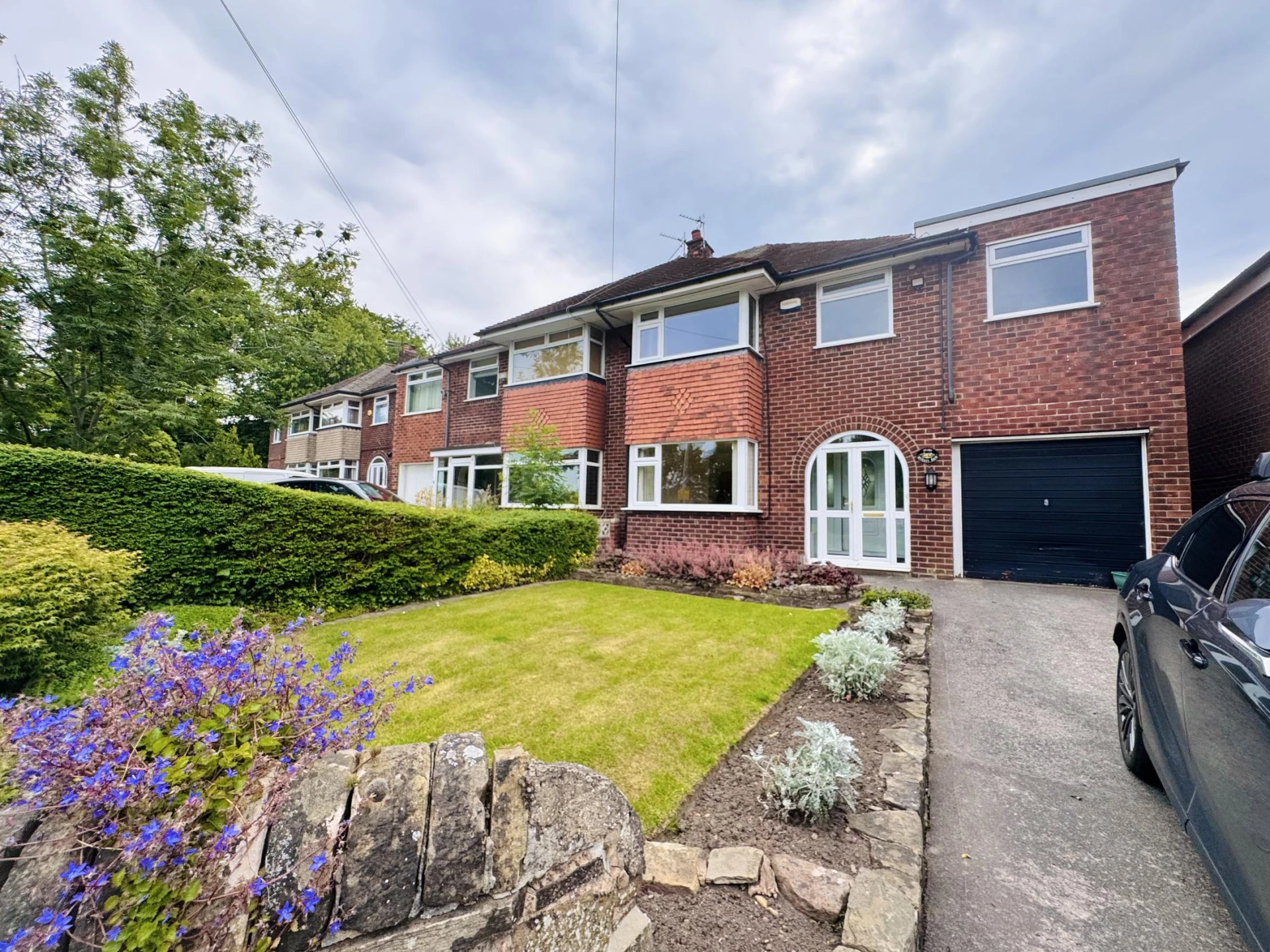 Property enquiry form background image