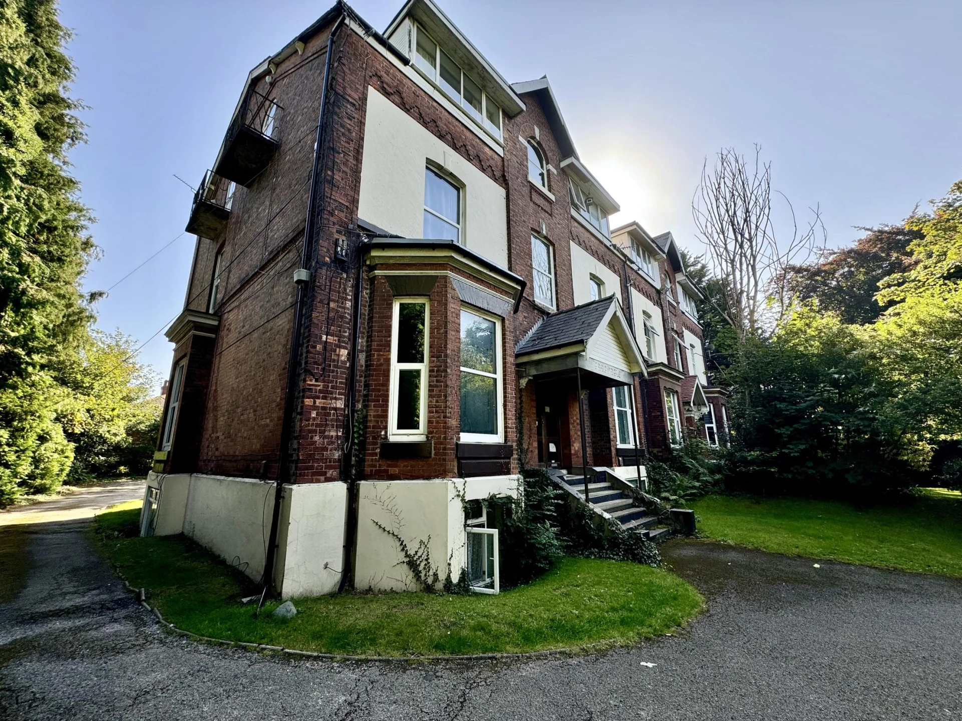 Property enquiry form background image