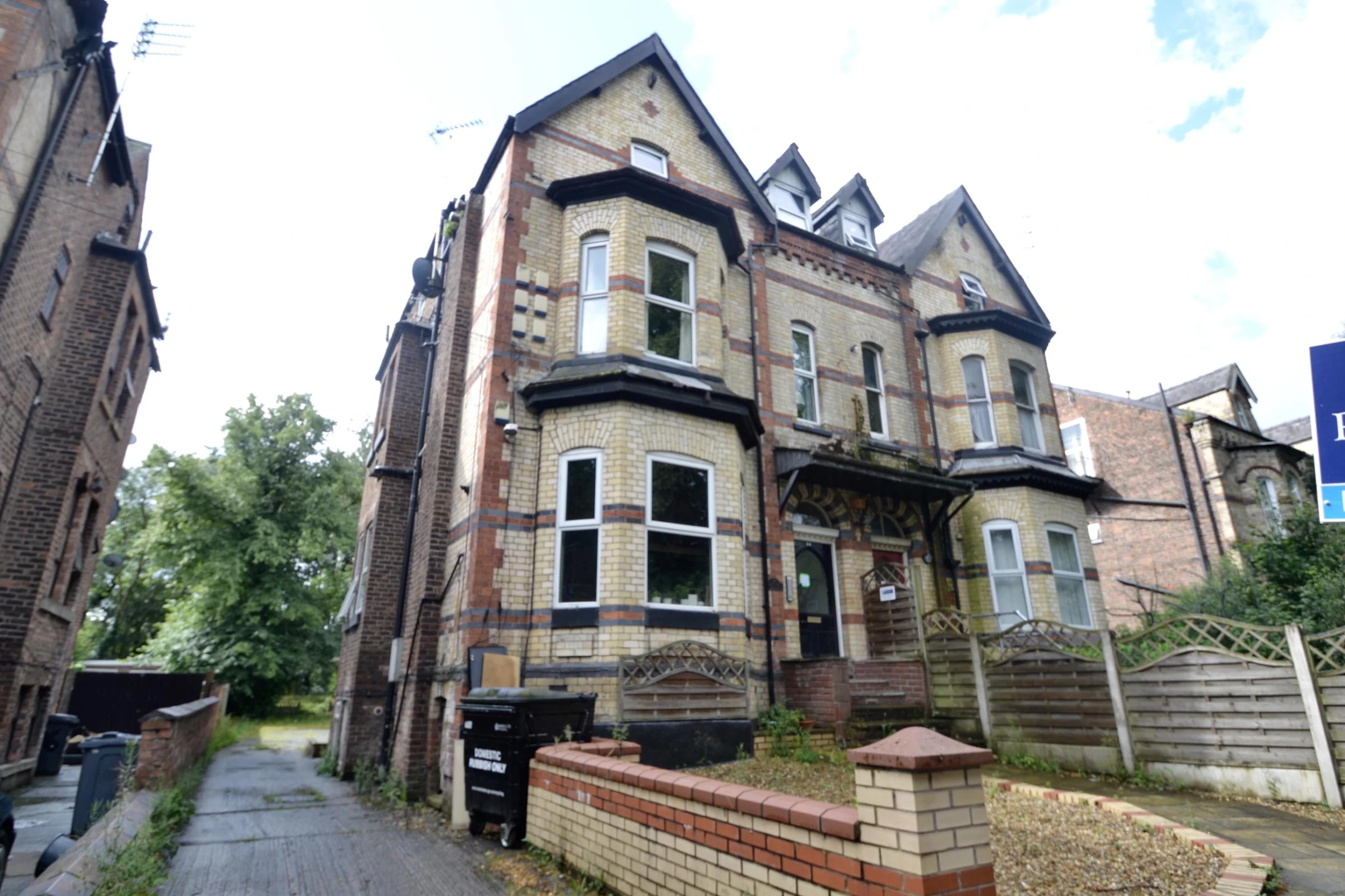 Property enquiry form background image