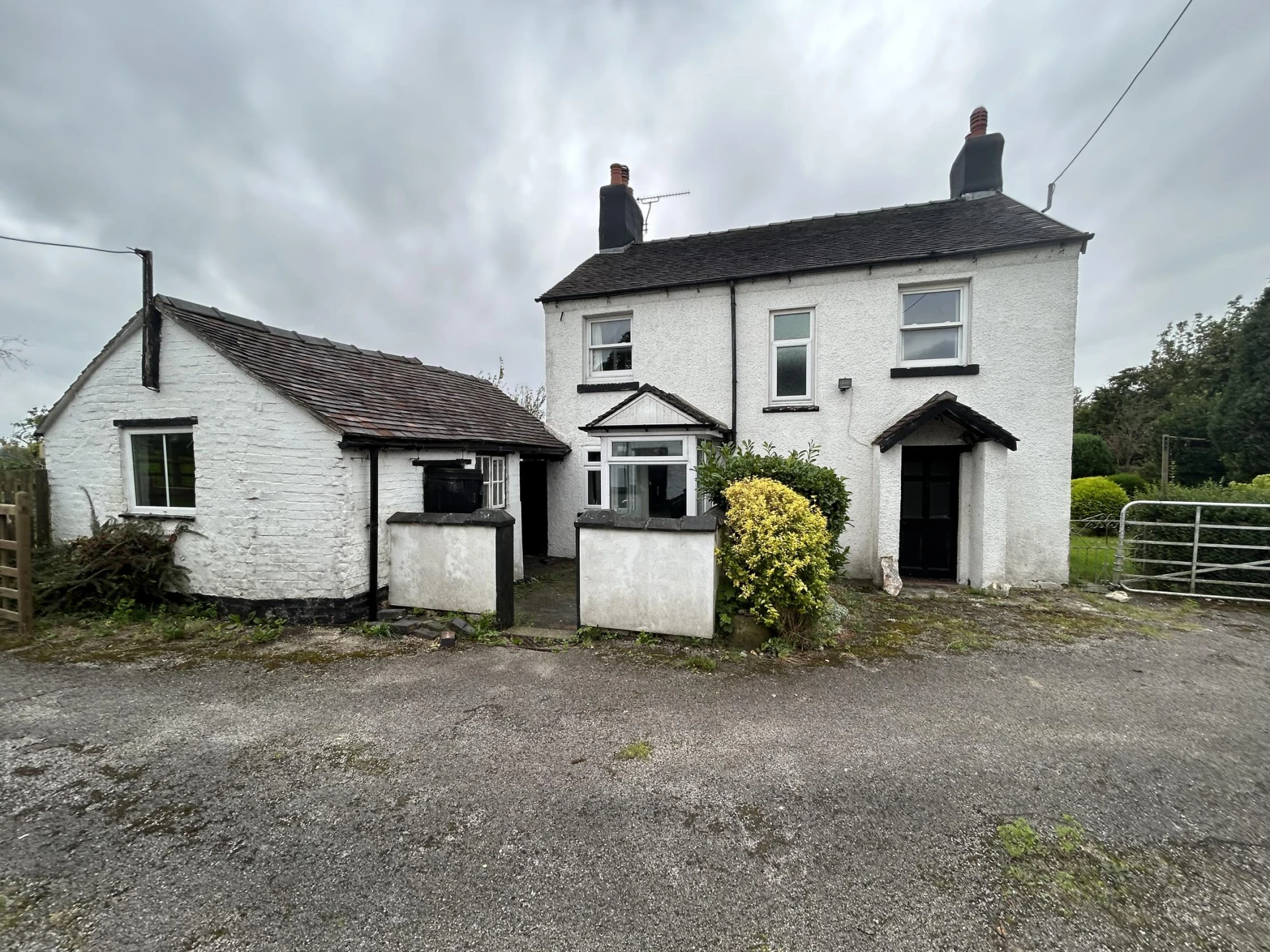 Property enquiry form background image